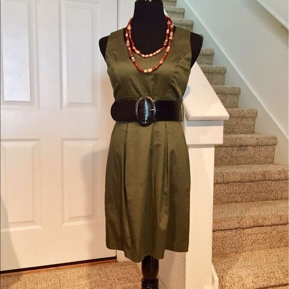 New with tag beautiful dress by B wear size 7 - Picture 1 of 1